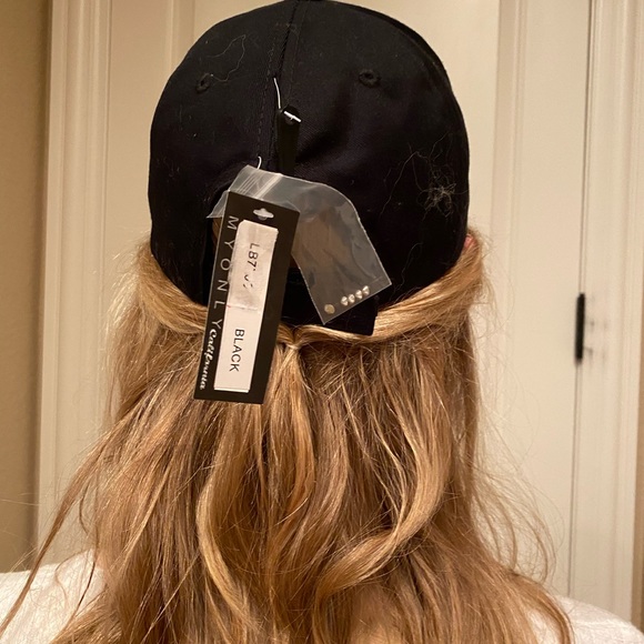 Director’s Baseball Hat - Picture 2 of 6